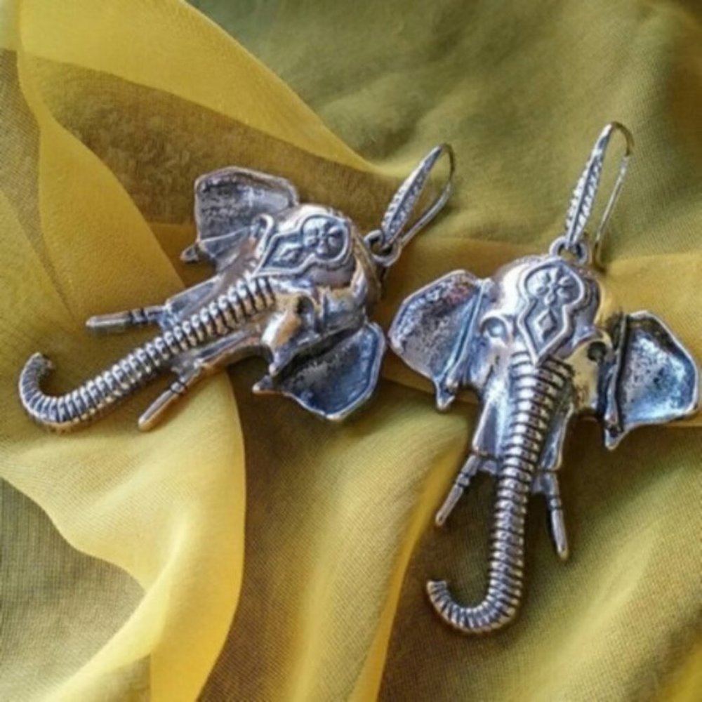 ❤️ Ethnic Silver Earrings Elephant Head Animal Tribal Bohemian Jewelry